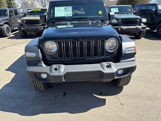 Jeep Wrangler SPORT 2026 à Paspébiac, Québec - 2 - w320h240cpx