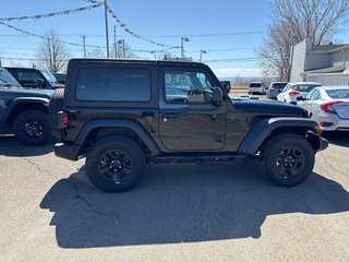 Jeep Wrangler SPORT 2026 à Paspébiac, Québec - 4 - w320h240cpx