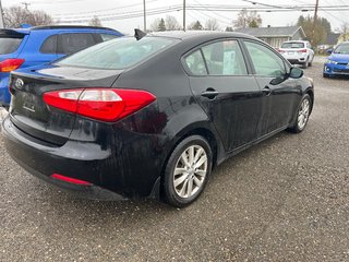 Kia Forte LX 2015 à Paspébiac, Québec - 3 - w320h240cpx