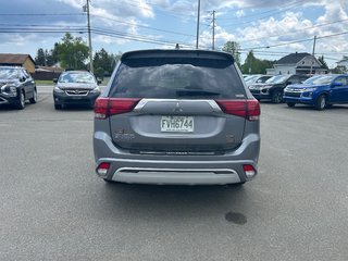 Mitsubishi OUTLANDER PHEV LE 2022 à Paspébiac, Québec - 6 - w320h240cpx