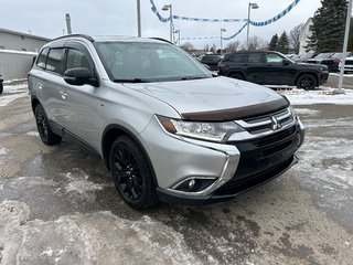 2018 Mitsubishi Outlander in Paspébiac, Quebec - 3 - w320h240cpx