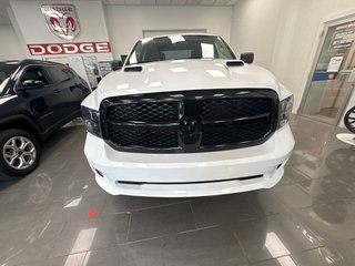 2022 Ram 1500 Classic Express in Paspébiac, Quebec - 2 - w320h240cpx
