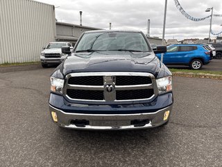 Ram 1500 Classic Tradesman 2023 à Paspébiac, Québec - 2 - w320h240cpx