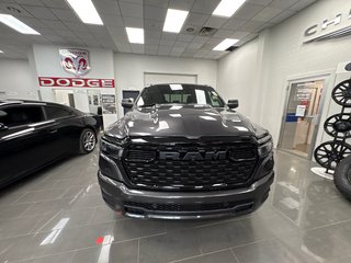 2026 Ram 1500 EXPRESS in Paspébiac, Quebec - 2 - w320h240cpx