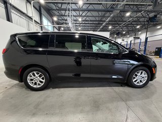 Chrysler Grand Caravan SXT 2024 à Saint-Hyacinthe, Québec - 4 - w320h240cpx