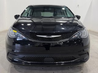 Chrysler Grand Caravan SXT 2024 à Saint-Hyacinthe, Québec - 2 - w320h240cpx