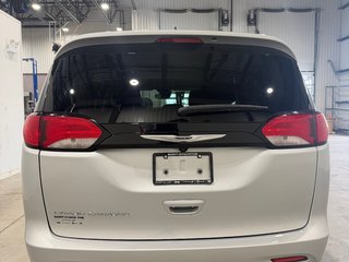 2024 Chrysler Grand Caravan SXT in Saint-Hyacinthe, Quebec - 6 - w320h240cpx