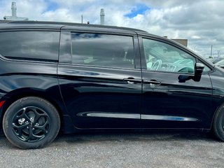 2024  Pacifica Hybrid PREMIUM S APPEARANCE in Sherbrooke, Quebec - 4 - w320h240cpx