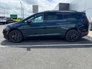 Chrysler Pacifica Hybrid PREMIUM S APPEARANCE 2024 à St-Jean-Sur-Richelieu, Québec - 2 - w320h240cpx