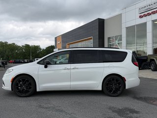 2025 Chrysler Pacifica Limited in Saint-Hyacinthe, Quebec - 3 - w320h240cpx