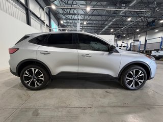 Ford Escape SE AWD SPORT 2022 à Saint-Hyacinthe, Québec - 4 - w320h240cpx