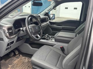 2025 Ford F-150 Lightning XLT SuperCrew 4x4 Navigation in Saint-Hyacinthe, Quebec - 4 - w320h240cpx