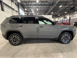 2026 Jeep Cherokee LAREDO in Saint-Hyacinthe, Quebec - 4 - w320h240cpx