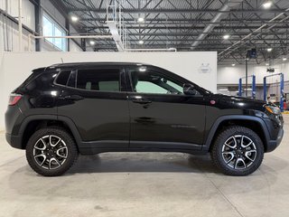 2025 Jeep Compass Trailhawk in Saint-Hyacinthe, Quebec - 4 - w320h240cpx
