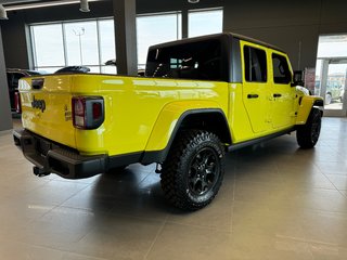 2023 Jeep Gladiator WILLYS in St-Jean-Sur-Richelieu, Quebec - 6 - w320h240cpx