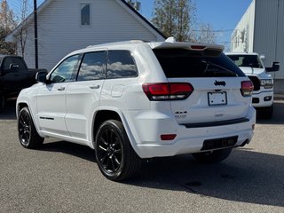 2020  Grand Cherokee ALTITUDE 4X4 // TOIT OUVRANT in Sherbrooke, Quebec - 4 - w320h240cpx