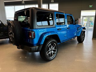 2024  Wrangler 4xe SPORT S in Sherbrooke, Quebec - 4 - w320h240cpx