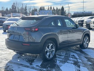 2023  MX-30 EV GS ÉLECTRIQUE // APPLECARPLAY // SIEGES CHAUFFANTS in Sherbrooke, Quebec - 5 - w320h240cpx