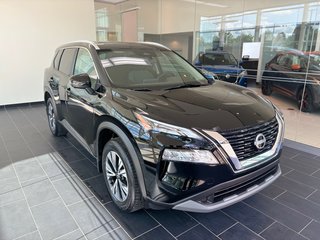 2023  Rogue SV AWD *** TOIT PANO **** in Saint-Hyacinthe, Quebec - 5 - w320h240cpx