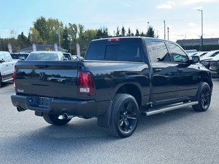 2017  1500 SPORT CREW CAB 4X4 // V8 // BAS KILO !!! in Sherbrooke, Quebec - 5 - w320h240cpx