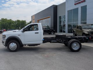 2025 Ram 5500 Chassis Tradesman in Saint-Hyacinthe, Quebec - 3 - w320h240cpx