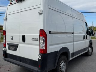 Ram ProMaster Cargo Van Tradesman 2025 à Saint-Hyacinthe, Québec - 4 - w320h240cpx