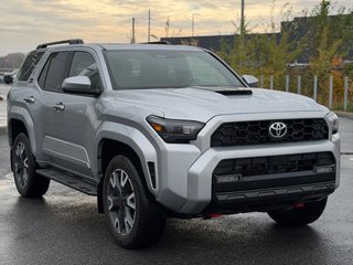 2026 Toyota 4Runner SR5 in Saint-Hyacinthe, Quebec - 3 - w320h240cpx