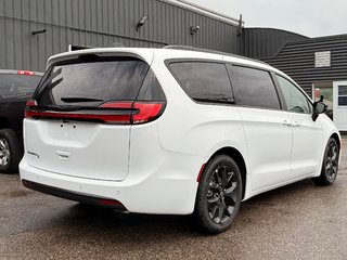 Chrysler Grand Caravan SXT 2026 à Mont-Tremblant, Québec - 6 - w320h240cpx