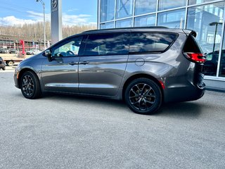 2022  Pacifica Touring L in Mont-Tremblant, Quebec - 2 - w320h240cpx