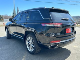 2023  Grand Cherokee 4xe SUMMIT in Mont-Tremblant, Quebec - 3 - w320h240cpx
