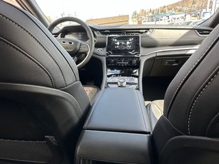 2024  Grand Cherokee ALTITUDE in Mont-Tremblant, Quebec - 6 - w320h240cpx