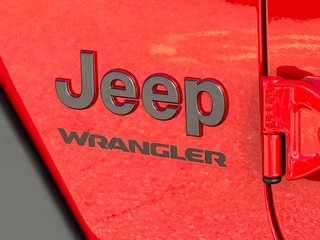 2024 Jeep WRANGLER 4-Door RUBICON in Mont-Tremblant, Quebec - 3 - w320h240cpx