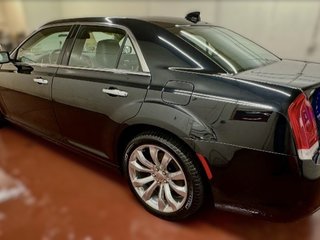 2019 Chrysler 300 Limited in Montague, Prince Edward Island - 4 - w320h240cpx