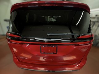 2026 Chrysler Pacifica SELECT in Montague, Prince Edward Island - 3 - w320h240cpx