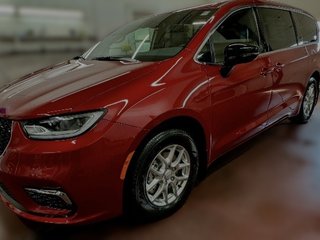 2026 Chrysler Pacifica SELECT in Montague, Prince Edward Island - 5 - w320h240cpx