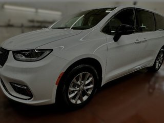 2026 Chrysler PACIFICA SELECT AWD in Montague, Prince Edward Island - 5 - w320h240cpx