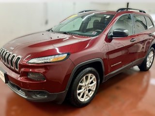 2018 Jeep Cherokee Sport in Montague, Prince Edward Island - 5 - w320h240cpx