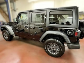 Jeep Wrangler 4-Door SPORT S 2026 à Montague, Île-du-Prince-Édouard - 4 - w320h240cpx