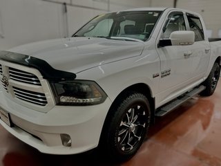 1500 Sport Crew Cab 4x4 2015 à Montague, Île-du-Prince-Édouard - 5 - w320h240cpx