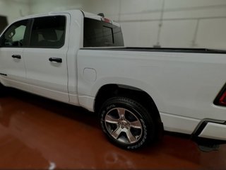 Ram 1500 TRADESMAN 2025 à Montague, Île-du-Prince-Édouard - 4 - w320h240cpx