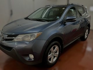 Toyota RAV4 XLE AWD 2014 à Montague, Île-du-Prince-Édouard - 5 - w320h240cpx