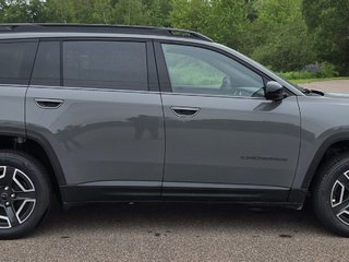 Jeep Cherokee LAREDO 2026 à Montague, Île-du-Prince-Édouard - 2 - w320h240cpx
