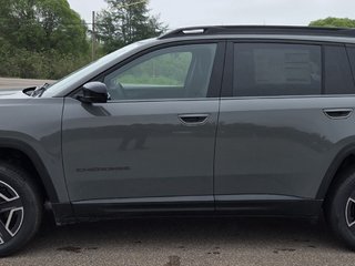 Jeep Cherokee LAREDO 2026 à Montague, Île-du-Prince-Édouard - 6 - w320h240cpx