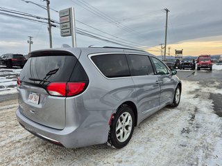 2018 Chrysler Pacifica Touring-L Plus in Woodstock, New Brunswick - 5 - w320h240cpx
