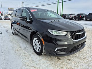 2023 Chrysler Pacifica Touring L in Woodstock, New Brunswick - 3 - w320h240cpx