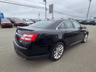 2016 Ford Taurus Limited in Woodstock, New Brunswick - 5 - w320h240cpx