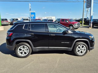 2026 Jeep Compass SPORT in Woodstock, New Brunswick - 4 - w320h240cpx