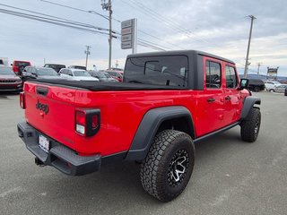 2020 Jeep Gladiator Sport S in Woodstock, New Brunswick - 5 - w320h240cpx