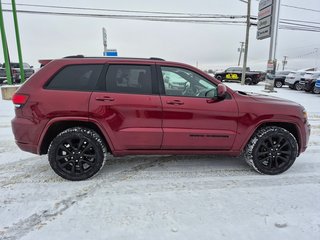 2021 Jeep Grand Cherokee Altitude in Woodstock, New Brunswick - 4 - w320h240cpx