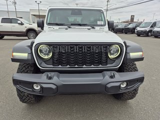 Jeep Wrangler 4-Door WILLYS 2026 à Woodstock, Nouveau-Brunswick - 2 - w320h240cpx